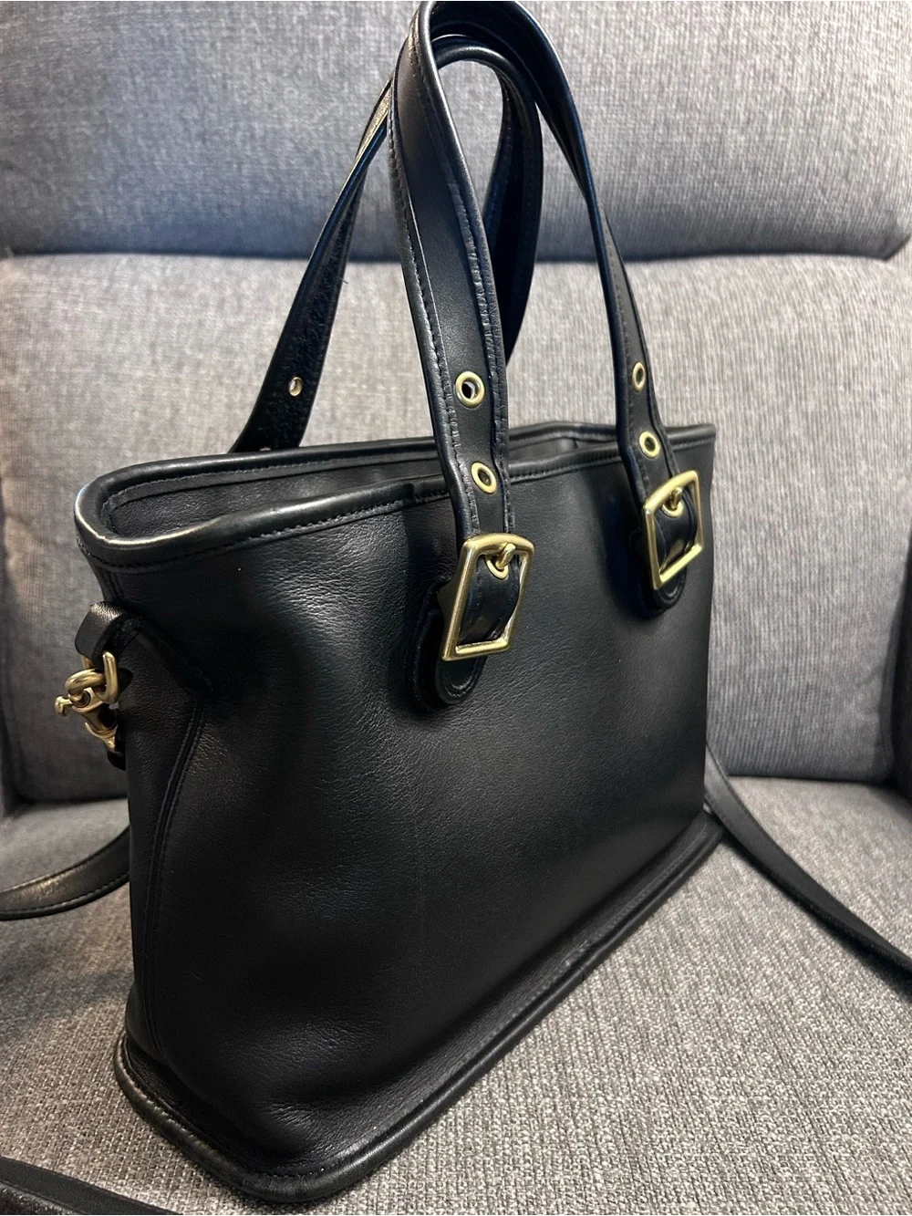 Coach vintage legacy